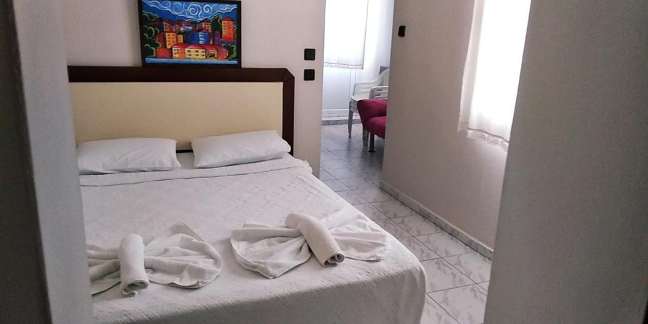 Ladies Beach Hotel Kuşadası Ngoại thất bức ảnh