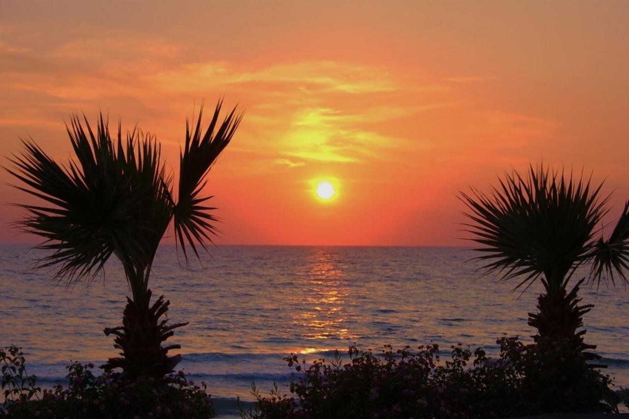 Ladies Beach Hotel Kuşadası Ngoại thất bức ảnh