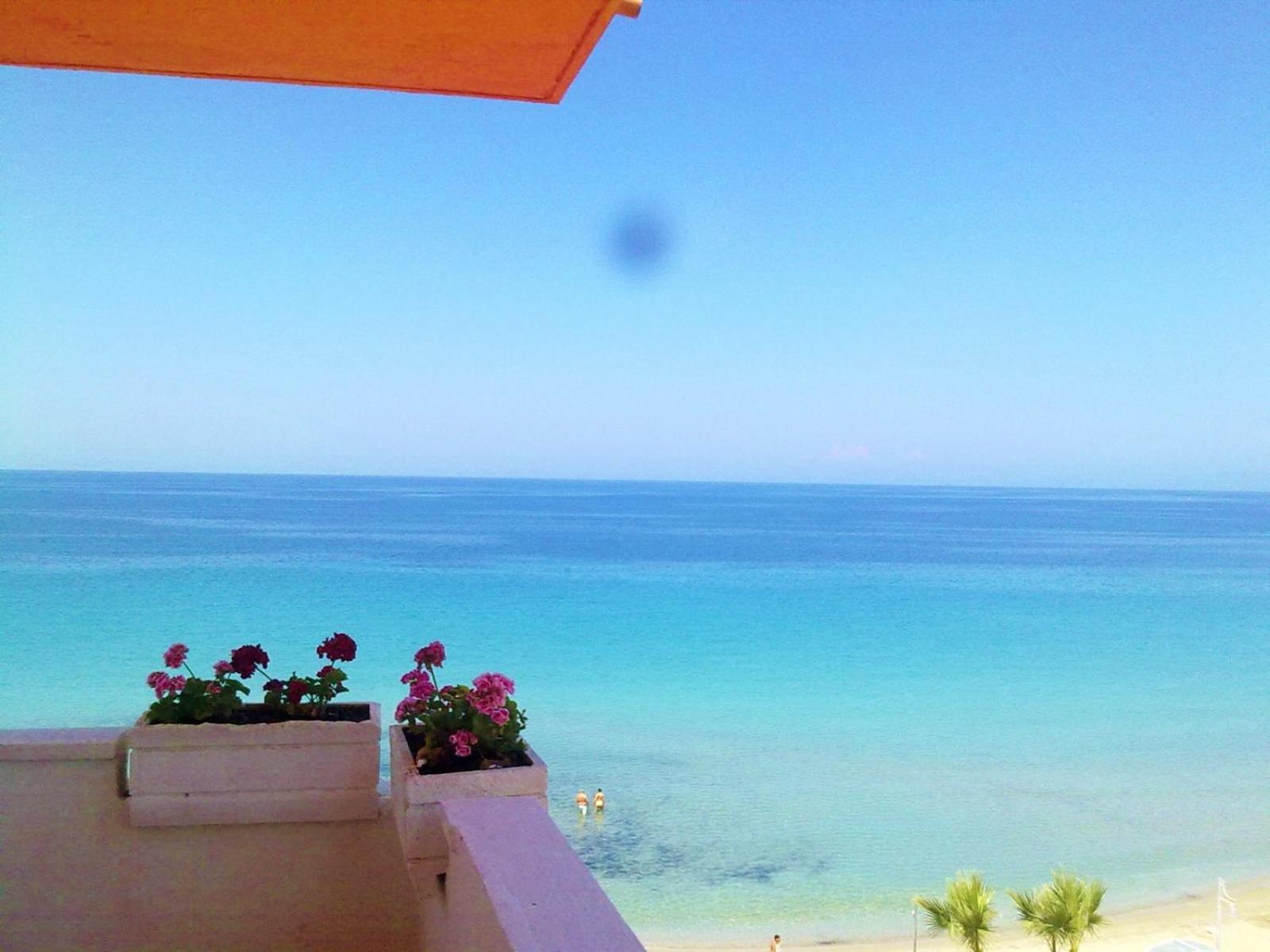 Ladies Beach Hotel Kuşadası Ngoại thất bức ảnh