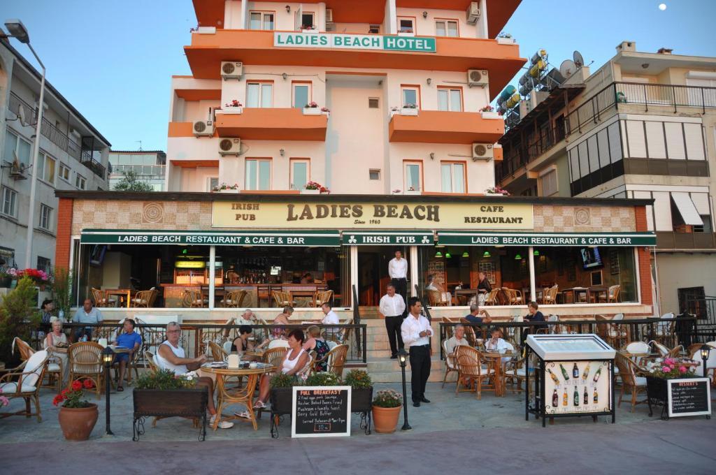 Ladies Beach Hotel Kuşadası Ngoại thất bức ảnh